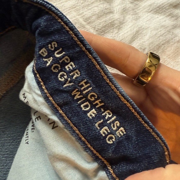 AE Dreamy Drape Stretch Super High-Waisted Baggy Wide-Leg Jean size 2 - Picture 3 of 8